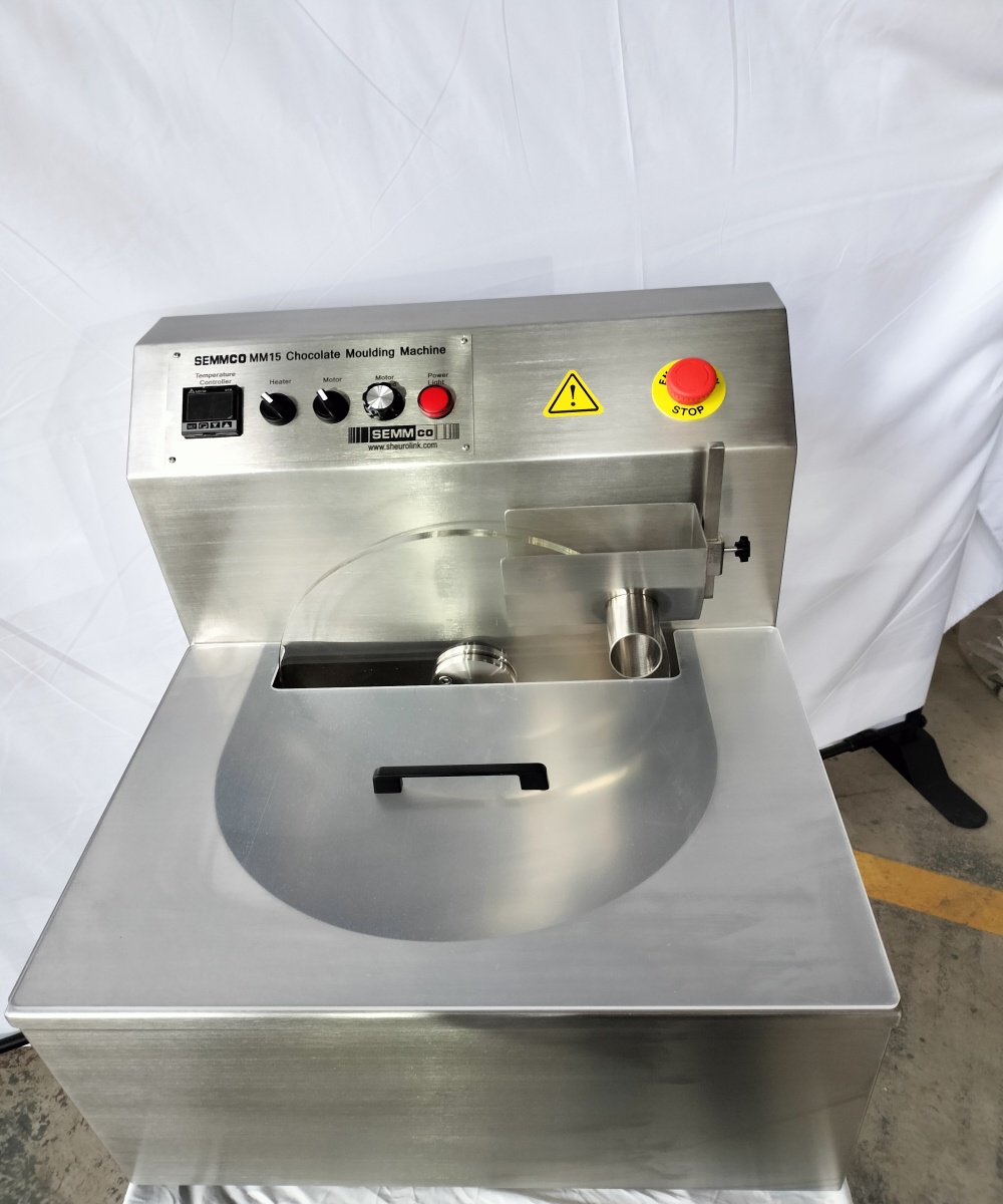 Is this chocolate tempering equipment easy to use? Is there a user manual available?