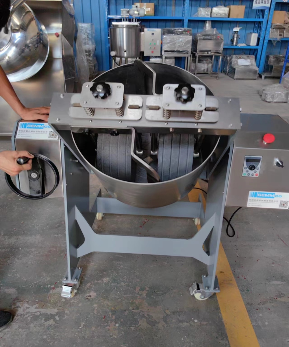 What is the cleaning and maintenance process for chocolate enrobing machine china?